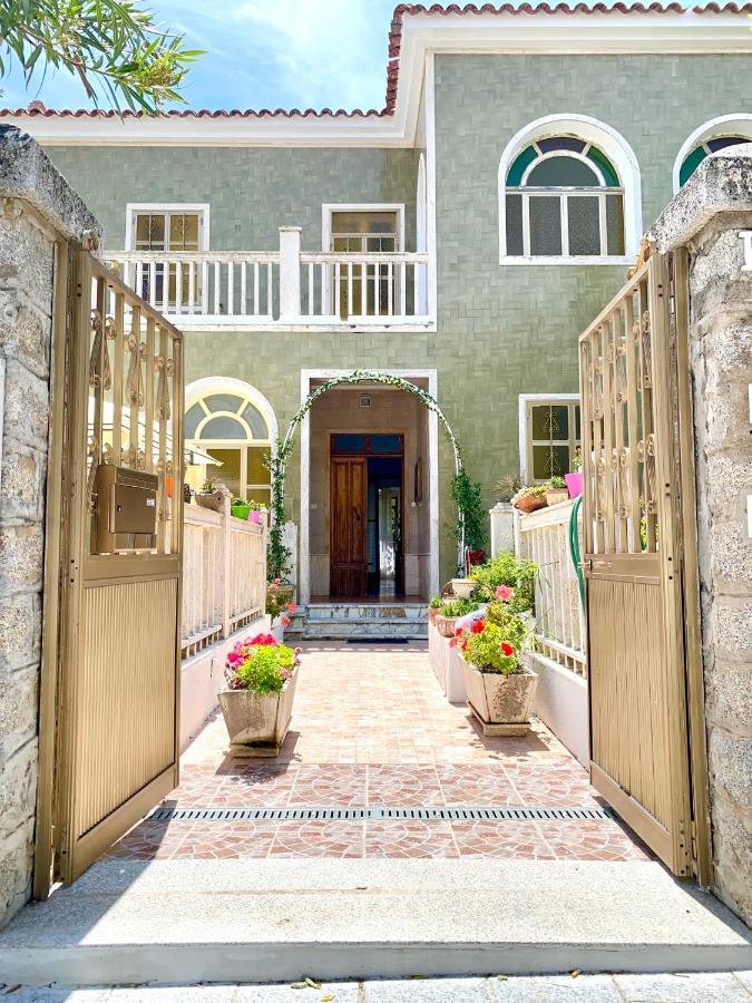 Villa Rocco Rooms Santa Teresa Gallura Exterior foto